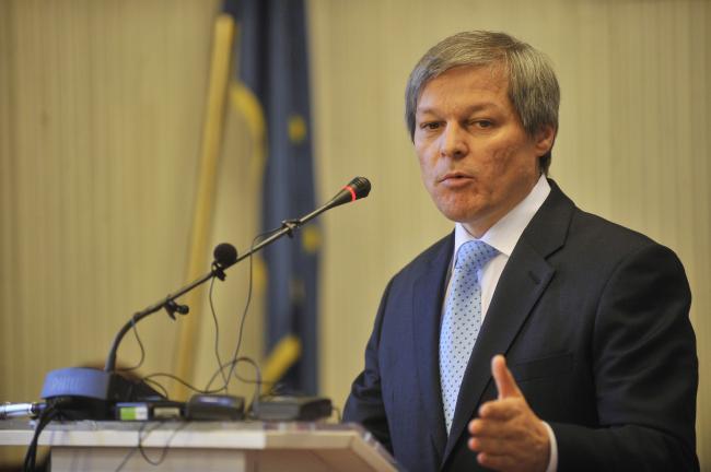 Dacian Cioloş: Voi păstra aceeaşi structură a Guvernului