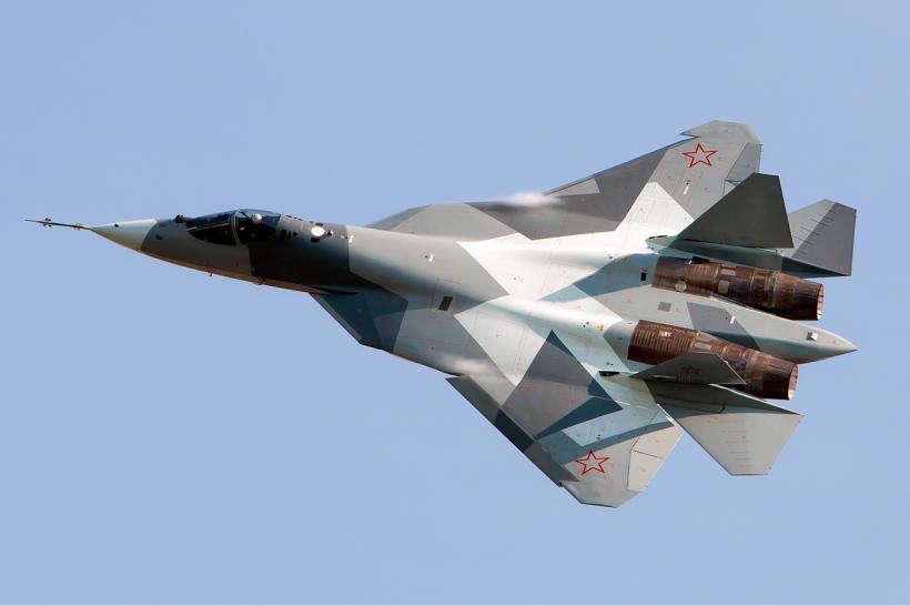 Cea de-a cincea generația de aeronave de război rusești. Acrobații incredibile!