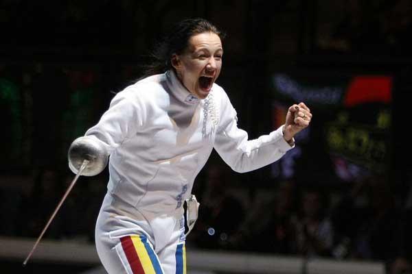 Scrimă: Ana Maria Popescu a câştigat aurul la spadă în concursul de Cupă Mondială din China