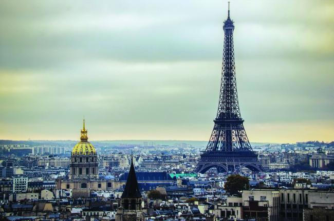 Turiştii, speriaţi de atentate! Rezervările pentru Paris sunt aproape de zero