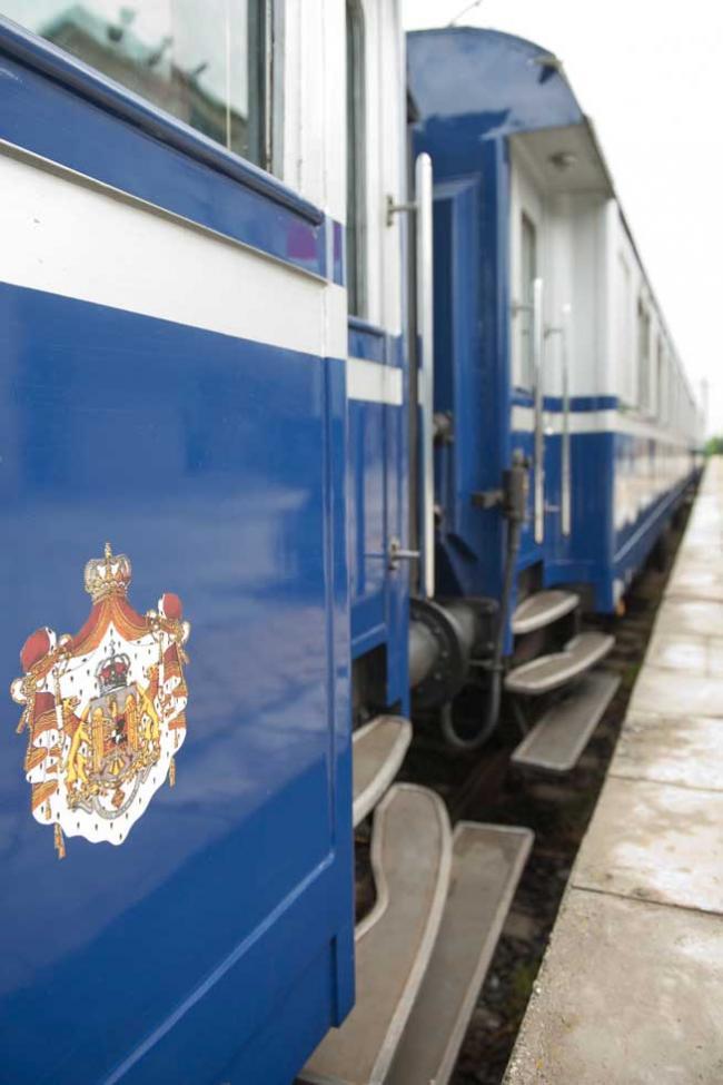 1 decembrie. Trenul Regal reface traseul Turnu Severin - Bucureşti, ca un omagiu adus Regelui Carol I 