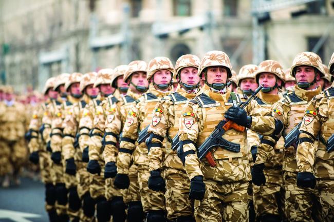 Decizie CSAT: România trimite mai mulți militari în teatrele de război din străinătate 