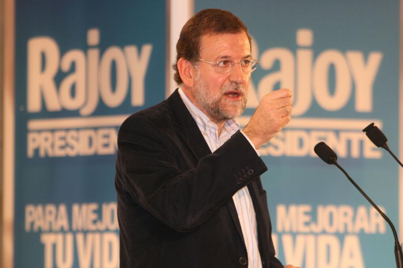 VIDEO Premierul spaniol Mariano Rajoy, lovit cu pumnul în faţă în timpul unui eveniment electoral în Galicia 