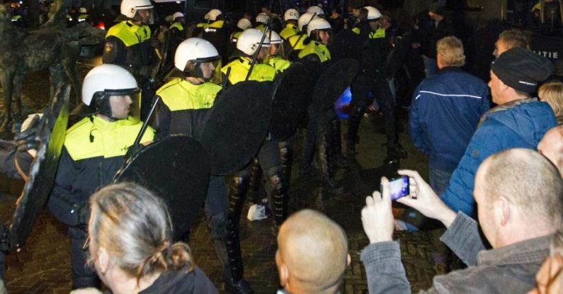 Protest violent în Olanda faţă de construirea unu centru pentru azilanţi