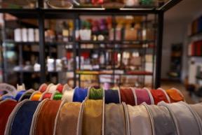 (P) Brandul RiBOX este in continua crestere: Afla cum se prezinta unul dintre cei mai mari furnizori de ambalaje si decoratiuni de cadouri din Romania! 18524282