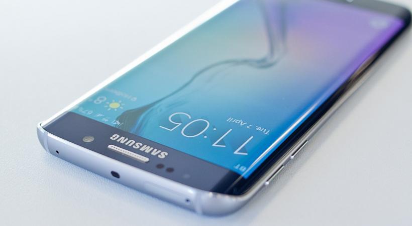 Acestea sunt primele imagini cu Samsung Galaxy S7! Tu l-ai cumpăra?