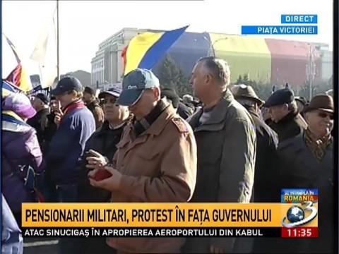 Protest la Palatul Victoria. Se cere demisia Guvernului Cioloş
