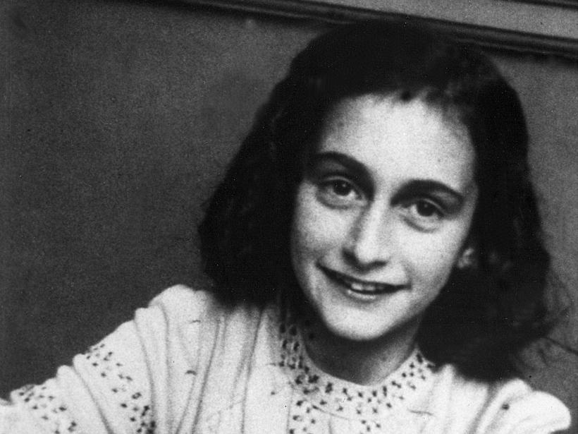 Scandal URIAŞ după publicarea pe internet a jurnalului Annei Frank