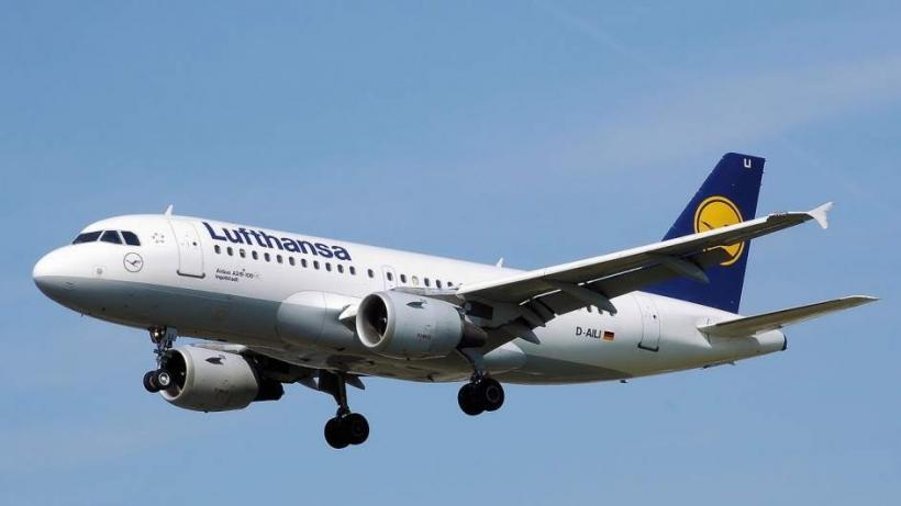 Un român a stârnit panică în avionul care zbura între Palma de Mallorca şi Ibiza