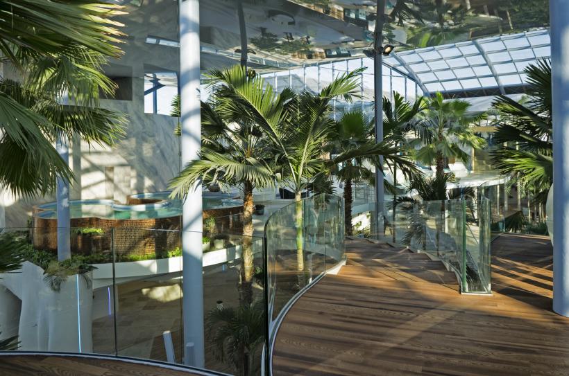 Cel mai mare SPA de relaxare din UE  18525905