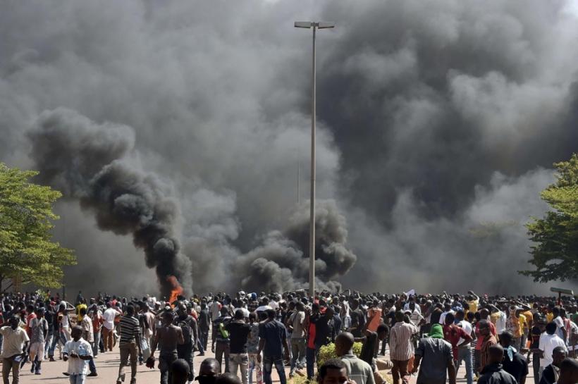 Atac jihadist în Burkina: 126 de persoane au fost eliberate, 3 jihadiști au fost uciși
