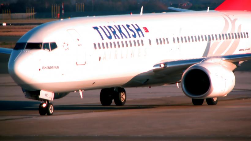 Compania Turkish Airlines a anulat 95 de zboruri din cauza vântului puternic