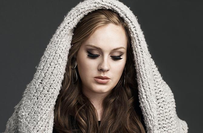 Adele îşi va lansa propria linie de îmbrăcăminte XXL
