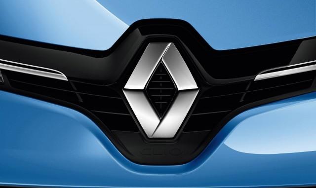 Renault confirmă că are loc o operaţiune de rechemare, dar dezminte că 700.000 de vehicule ar fi vizate de o actualizare de soft 