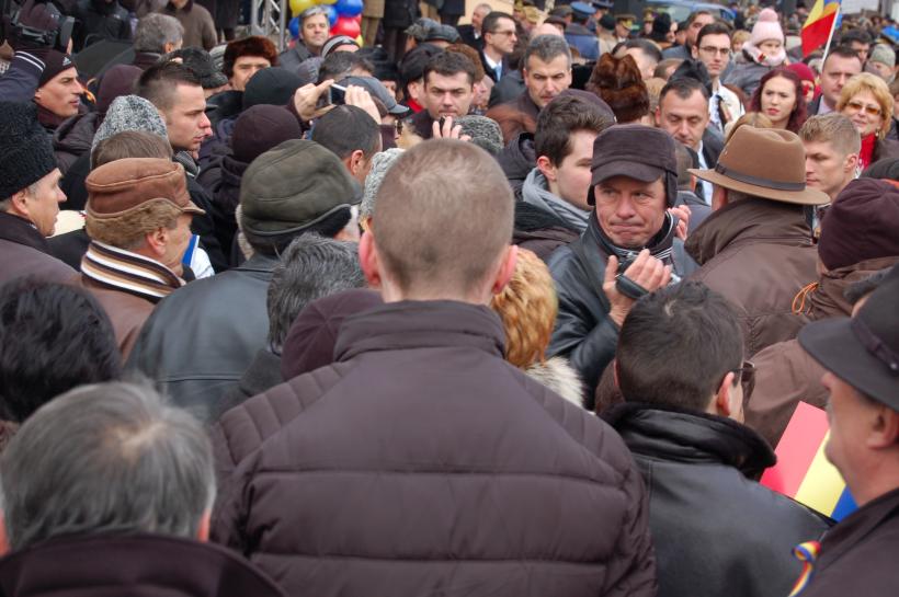 Ma cheama Dacian si il iubesc pe Dacian! Premierul a adus la Iasi sustinatori tocmai de la Arad (Galerie foto) 18526777