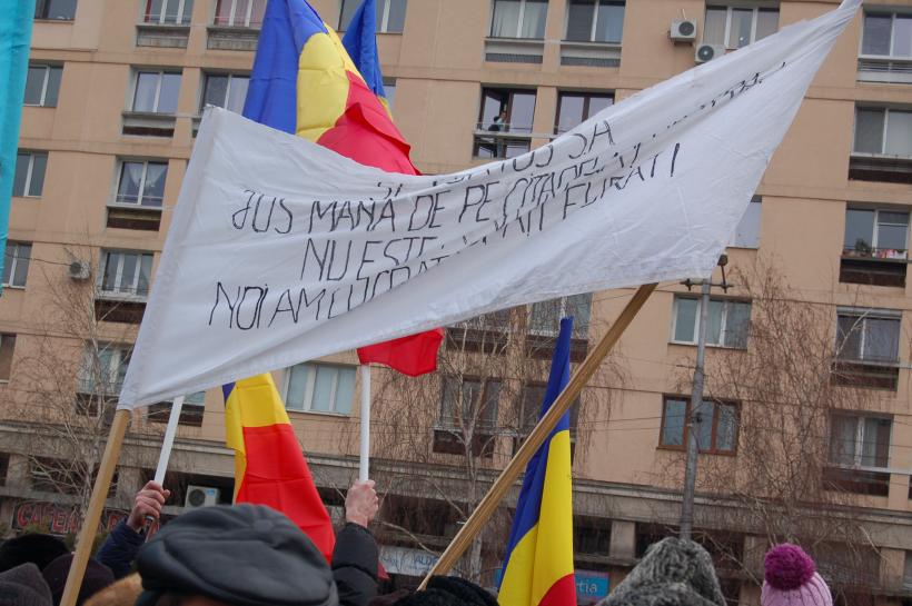 Ma cheama Dacian si il iubesc pe Dacian! Premierul a adus la Iasi sustinatori tocmai de la Arad (Galerie foto) 18526778