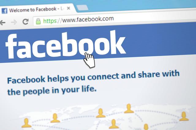 Cel mai bine păstrat secret al Facebook: Existența unui al doilea site, special pentru mesaje