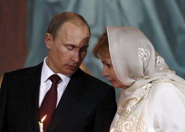 Kremlinul refuză să comenteze zvonurile asupra unei noi căsătorii a fostei soţii a lui Putin 
