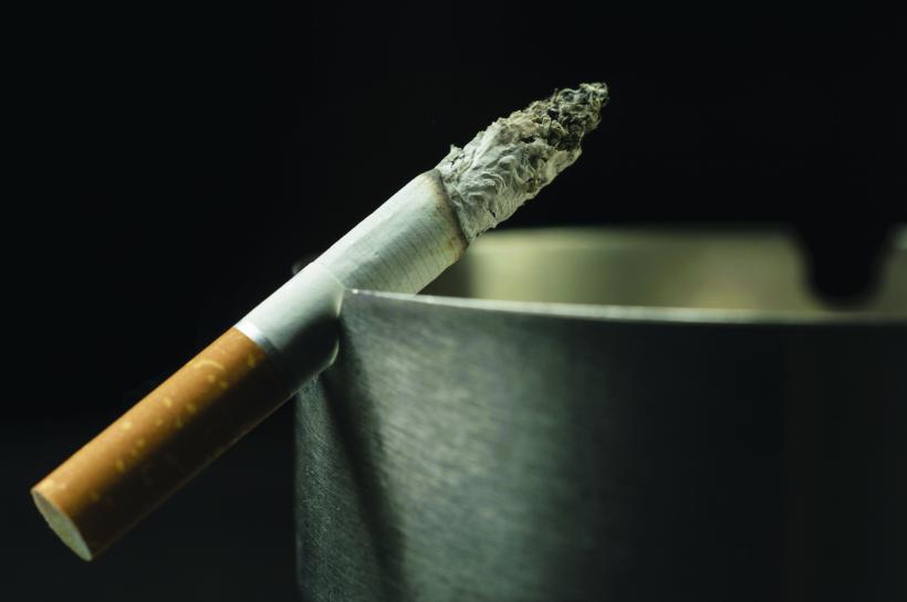 Fumatul va fi interzis și la bar, și la spital
