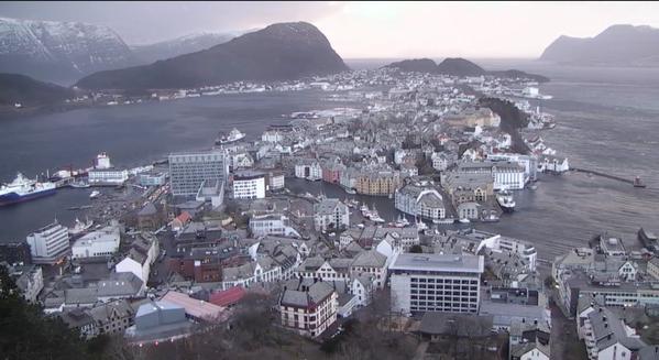 COD ROSU de vreme severă în Norvegia. Furtuna Tor se apropie ameninţător de peninsula scandinavă