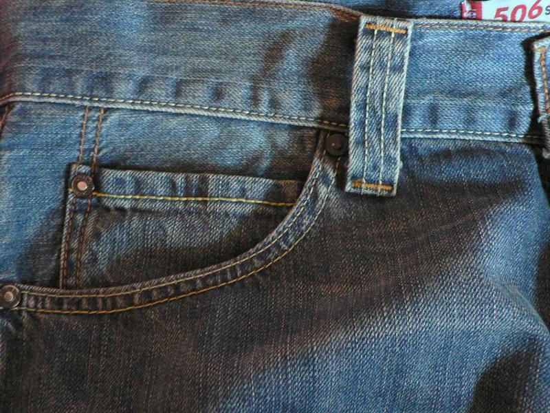 Levi's elucidează misterul buzunarului mic al jeans-ilor produşi de companie