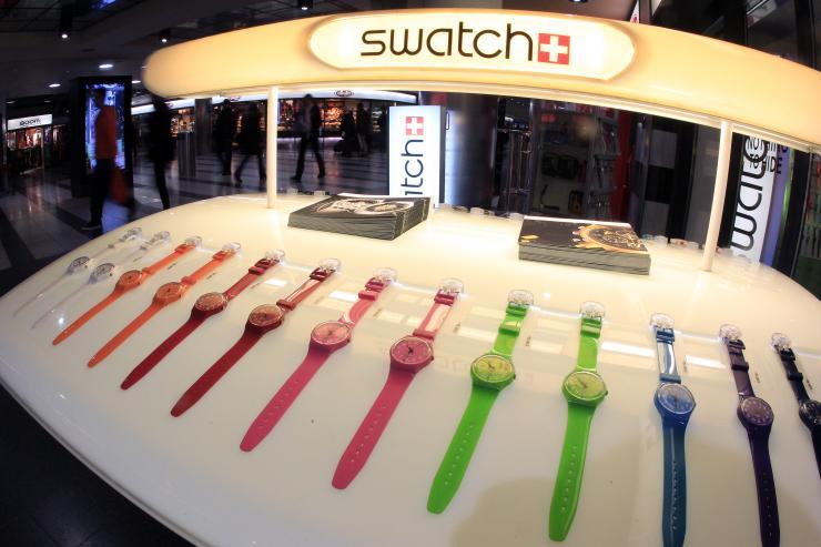 Profitul şi vânzările Swatch au fost afectate de francul puternic 