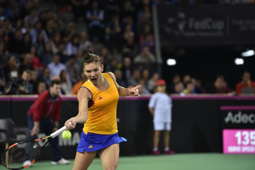 Fed Cup: Simona Halep a învins-o pe Petra Kvitova și România conduce Cehia cu scorul de 2-1