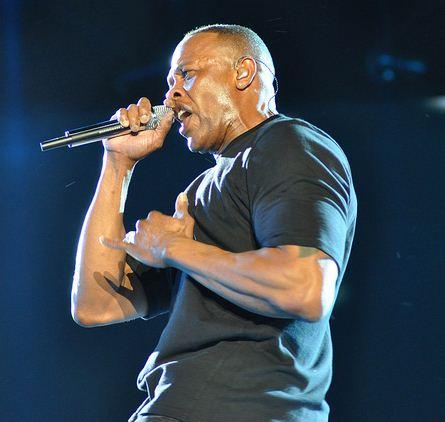 Apple pregătește un serial cu Dr. Dre în rolul principal