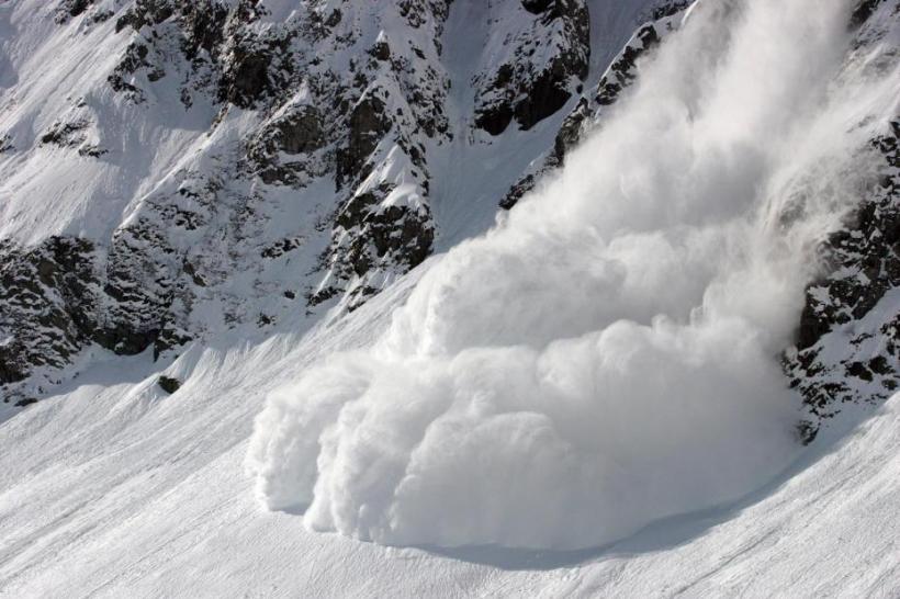 Risc de avalanşă crescut în zona crestei Munţilor Călimani, avertizează Serviciul SALVAMONT-SALVASPEO Mureş 
