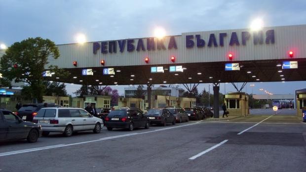 Șoferii bulgari blochează şi ei frontiera cu Grecia