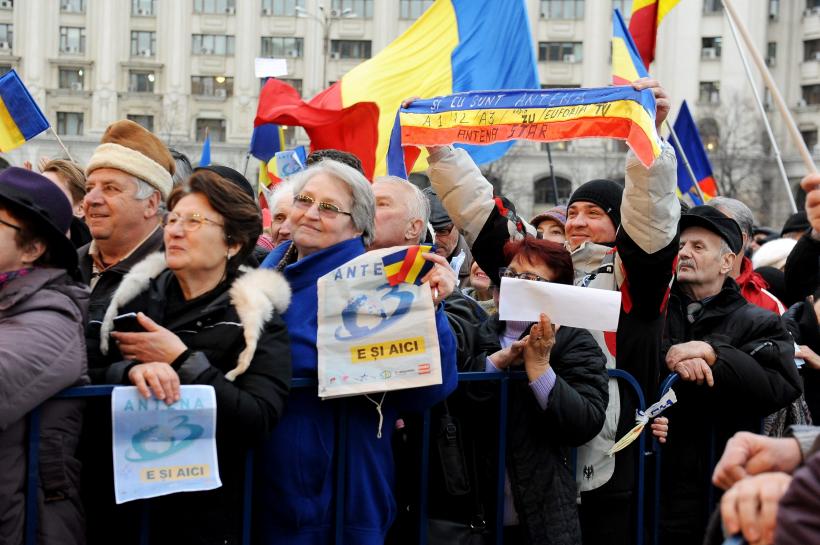 GALERIE FOTO. Cum a fost întâlnirea jurnaliștilor Intact cu telespectatorii 18529297