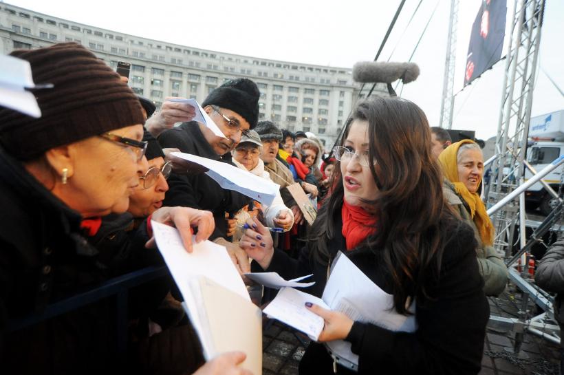 GALERIE FOTO. Cum a fost întâlnirea jurnaliștilor Intact cu telespectatorii 18529305