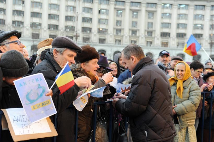 GALERIE FOTO. Cum a fost întâlnirea jurnaliștilor Intact cu telespectatorii 18529306