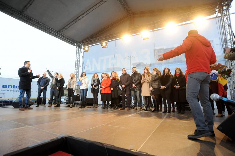 GALERIE FOTO. Cum a fost întâlnirea jurnaliștilor Intact cu telespectatorii 18529309