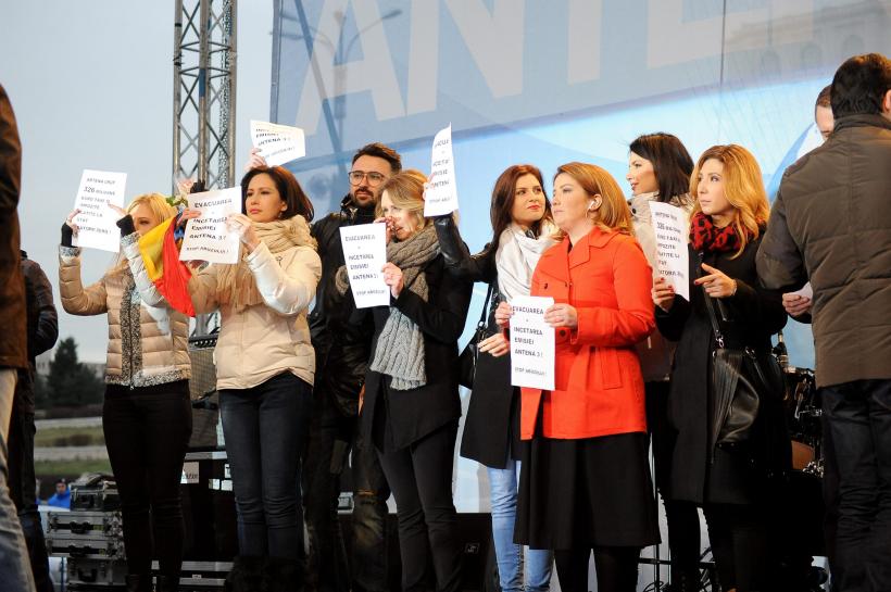 GALERIE FOTO. Cum a fost întâlnirea jurnaliștilor Intact cu telespectatorii 18529321