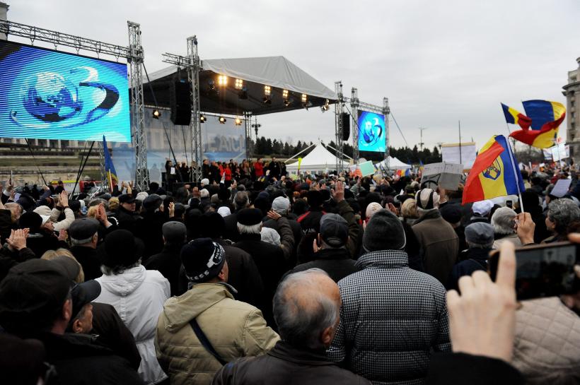 GALERIE FOTO. Cum a fost întâlnirea jurnaliștilor Intact cu telespectatorii 18529335