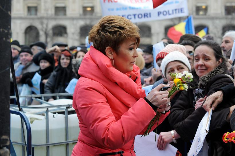 GALERIE FOTO. Cum a fost întâlnirea jurnaliștilor Intact cu telespectatorii 18529342