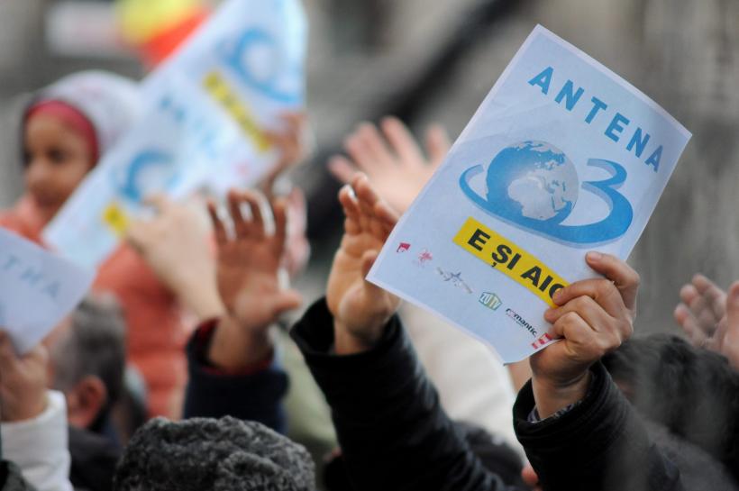 GALERIE FOTO. Cum a fost întâlnirea jurnaliștilor Intact cu telespectatorii 18529352