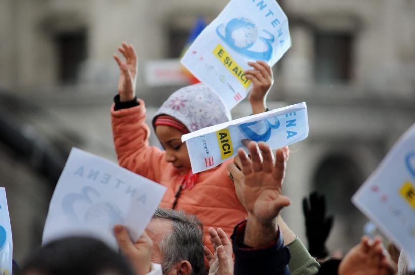 GALERIE FOTO. Cum a fost întâlnirea jurnaliștilor Intact cu telespectatorii 18529353