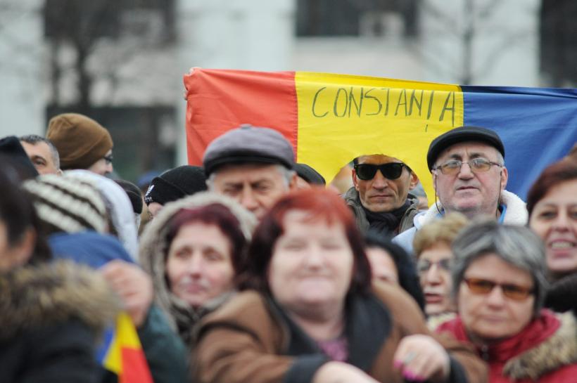 GALERIE FOTO. Cum a fost întâlnirea jurnaliștilor Intact cu telespectatorii 18529360