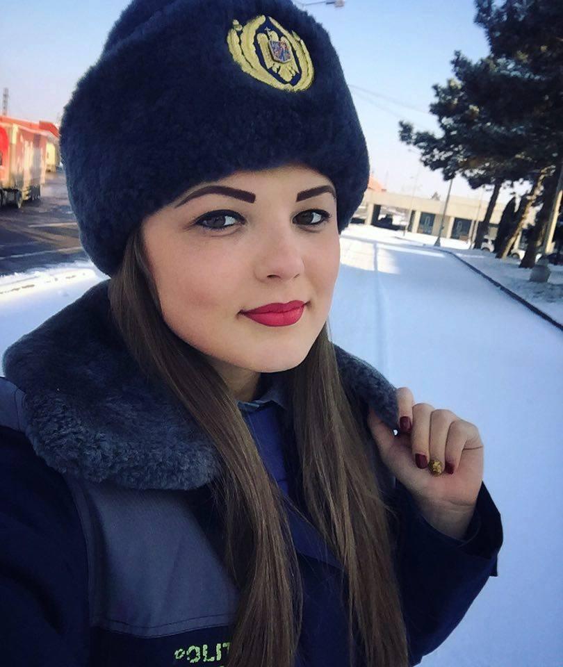 Frumoasele Ministerului de Interne! M.A.I. face concurs de frumusețe pentru angajatele sale! (GALERIE FOTO) 18529845