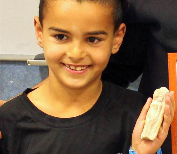 Israel: Un băiat a descoperit o statuetă veche de 3.400 de ani 
