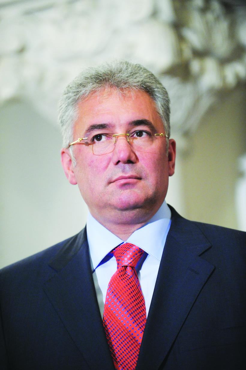 Nuntă cu prejudicii de 400 de milioane de euro şi zeci de penali urmăriţi, judecaţi sau condamnaţi 18530325