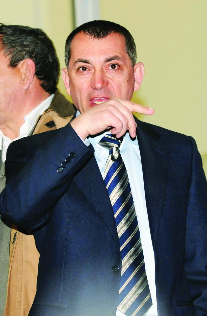 Nuntă cu prejudicii de 400 de milioane de euro şi zeci de penali urmăriţi, judecaţi sau condamnaţi 18530326