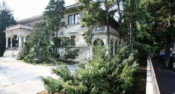 Palatul Primăverii, fosta reşedinţă a familiei Ceauşescu, se deschide sâmbătă, vizitarea fiind gratuită în prima zi