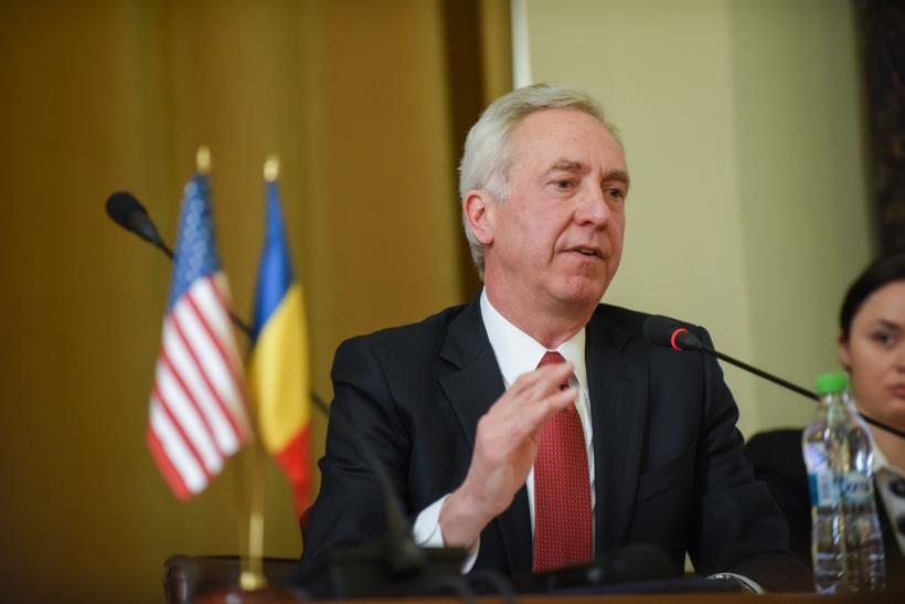 Ambasadorul SUA: „Lăsați imigranții să vină în România!”