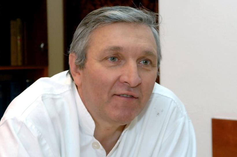 Profesor doctor Mircea Beuran: „Vezica biliară cu pietre se scoate, splina trebuie reconstruită”