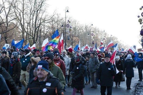 50 de mii de demonstranti impotriva guvernului la Varsovia