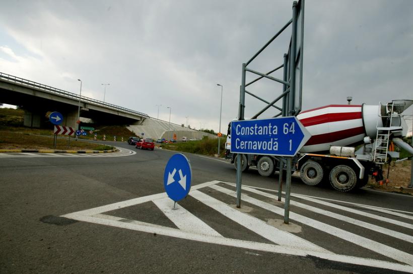 INFOTRAFIC - Trafic rutier întrerupt pe A2, pe sensul de mers Bucureşti - Constanţa