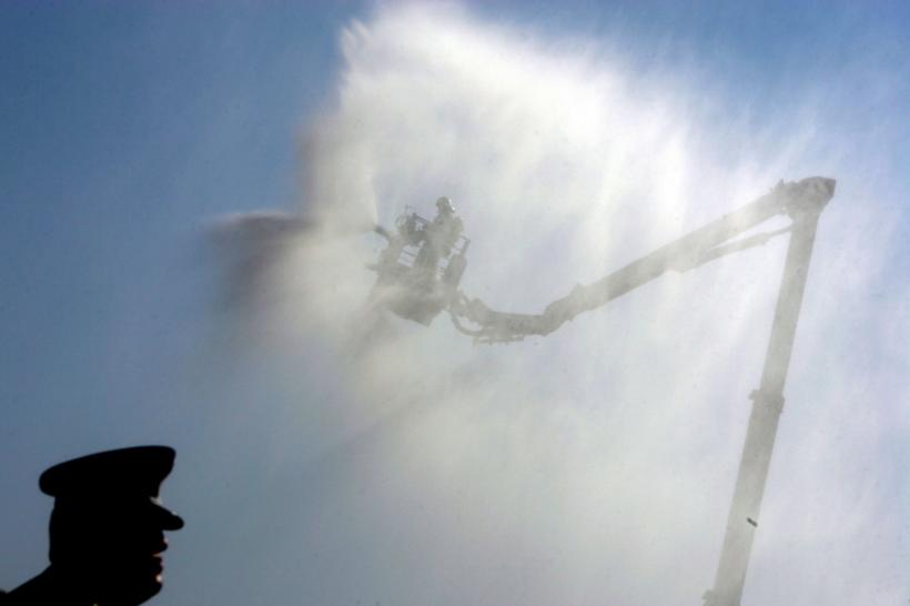 Arad: Doi muncitori transportaţi la spital cu arsuri, în urma unei explozii la o conductă de gaz 